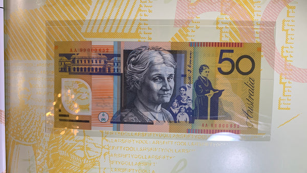1999 $5, $10, $20, $50 & $100 Australian Banknote Premium Folder Matching Red Serial Numbers AA99000652