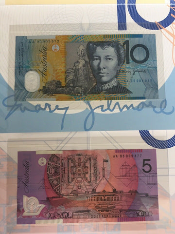 Australia 1995 $5, $10 Banknote Folders Matching Serial Numbers AA95007572