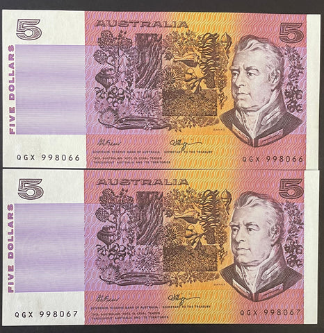 R212 1991 Australia $5 Fraser Higgins Five Dollars Banknote Pair