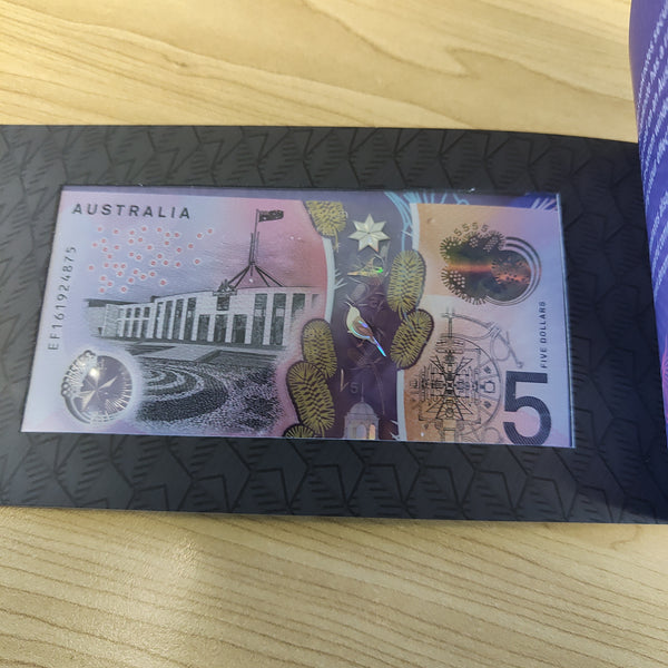 Reserve Bank of Australia Next Generations of $5 Uncirculated Banknote Folder