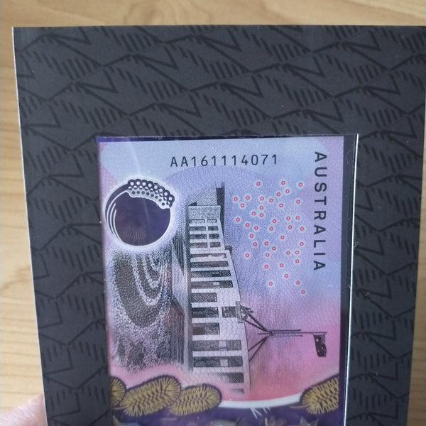 Reserve Bank of Australia Two Generations of $5 Uncirculated Banknote Folder FIRST AND LAST PREFIX