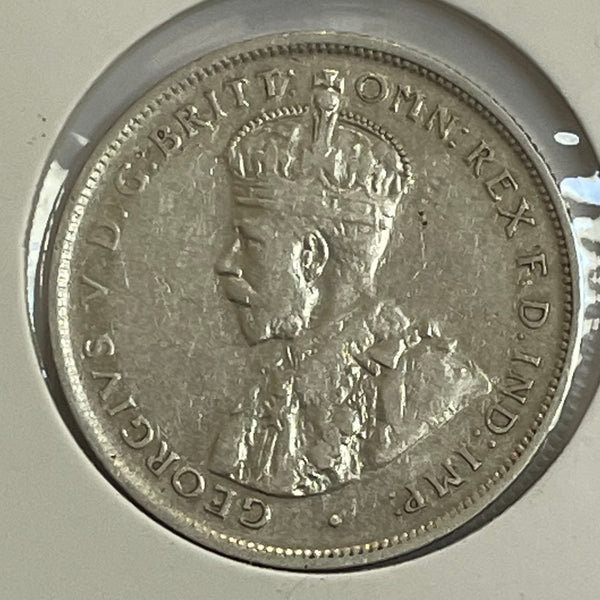 Australia 1925 2/- Florin Silver Coin Very Fine Condition