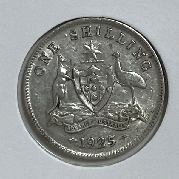Australia 1925 1/- One Shilling silver coin almost Extremely Fine Condition