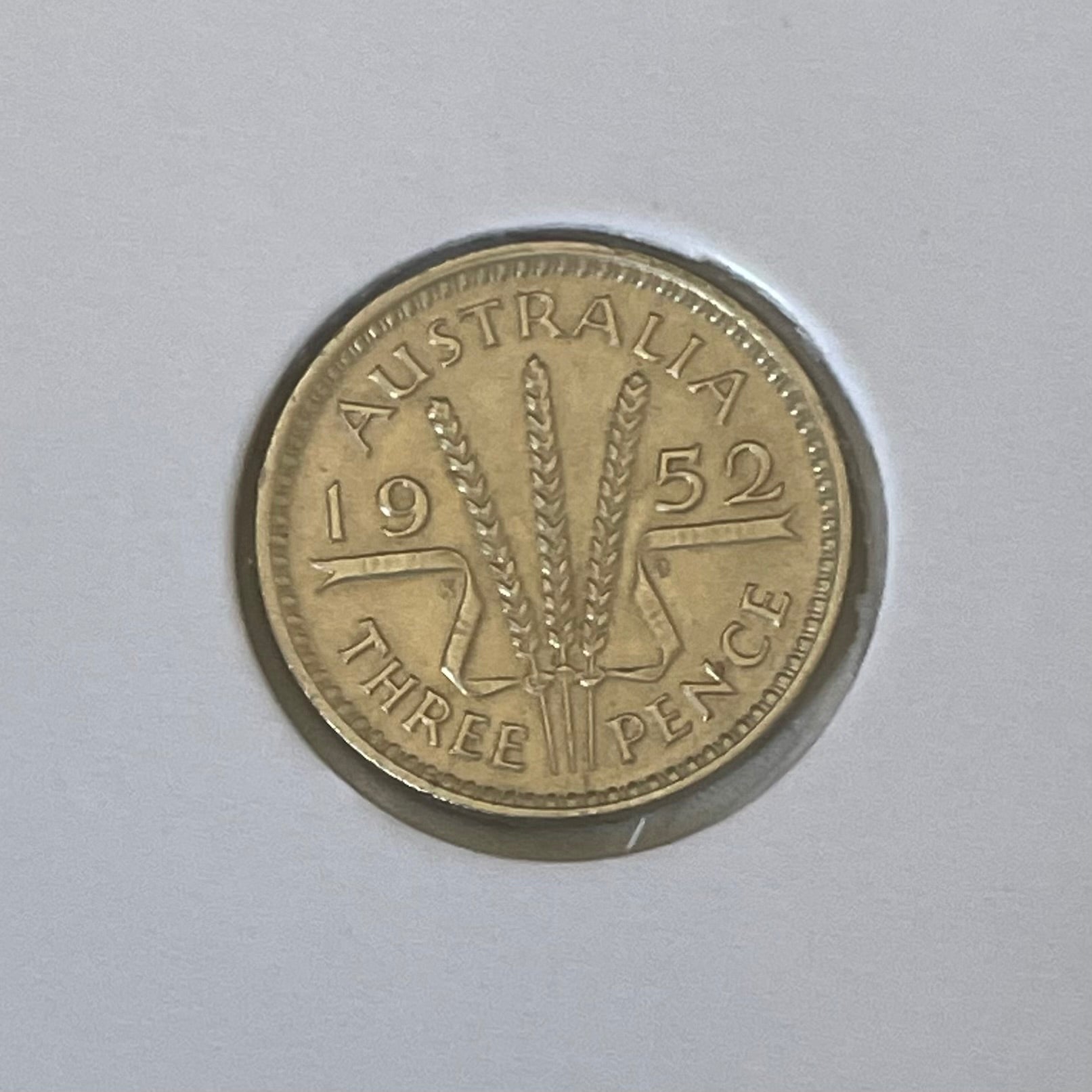 Australia 1952 3d Threepence Silver Coin about Uncirculated