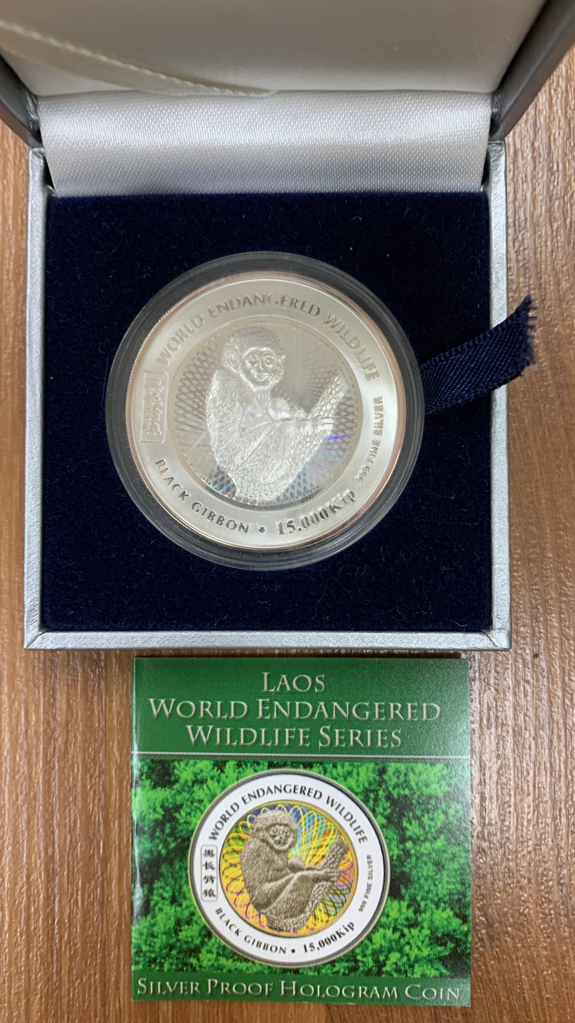 Laos 2004/5 15,000 Kip World Endangered Wildlife Black Gibbon 1oz .999 Silver Hologram Coin