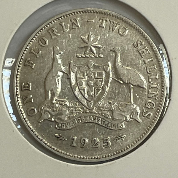 Australia 1925 2/- Florin Silver Coin Very Fine Condition
