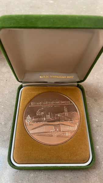 Australia 1966 The Royal Australian Mint "Canberra Attractions" Medallion Bronze