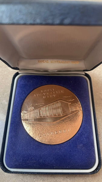 Australia 1969 The Royal Australian Mint Canberra Decimal Coin Medallion