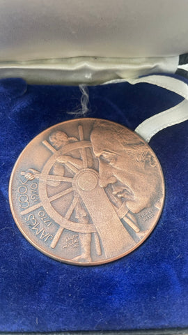 Australia 1970 National Trust of Victoria Cook Bicentenary Commemorative Medallion