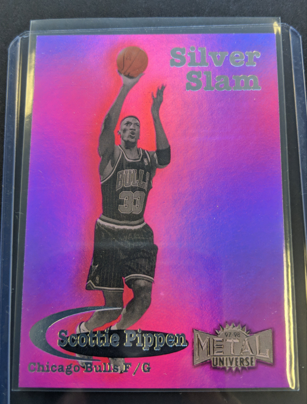 NBAカード　SCOTTIE PIPPEN 1997-98 Skybox Metal Universe Scottie Pippen NBA Basketball