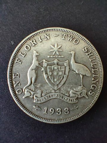 Australia 1933 2/- Florin Silver Coin Fine Condition