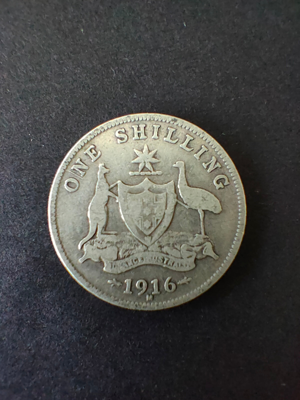 Australia 1916 1/- One Shilling Silver Coin Fine Condition
