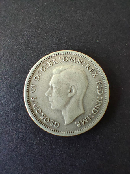 Australia 1942 1/- One Shilling silver coin Fine Condition