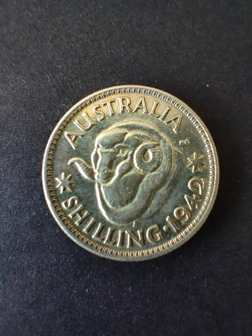 Australia 1942S San Francisco mintmark 1/- One Shilling silver coin Very Fine Condition