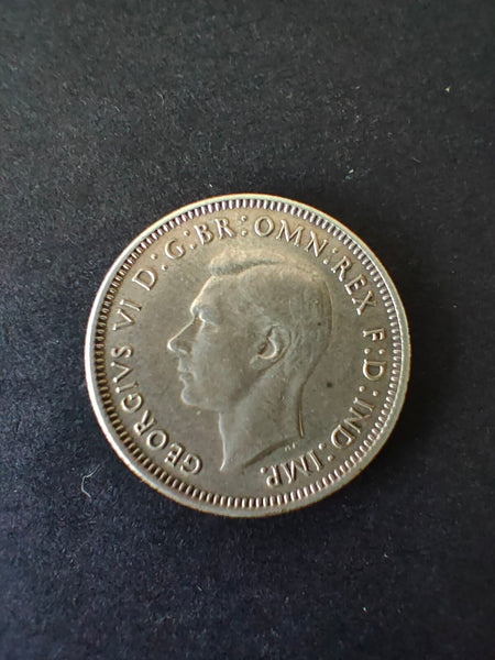 Australia 1943 1/- One Shilling silver coin Very Fine Condition