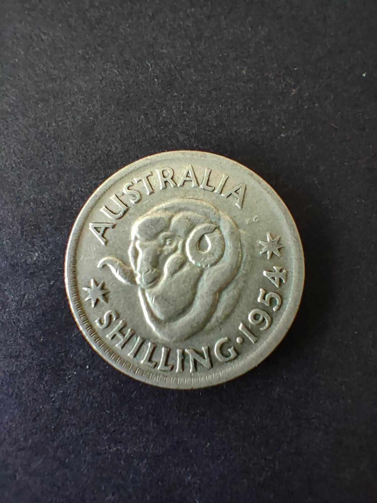 Australia 1954 1/- One Shilling silver coin Fine Condition