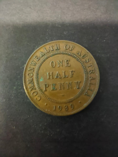 Australia 1939 1/2d Half Penny old design. Fine Condition