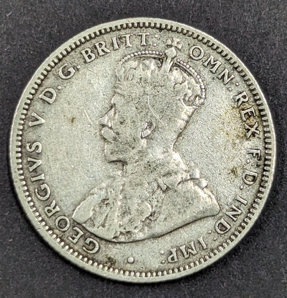 Australia 1933 1/- One Shilling scarce Silver Coin Fine Condition