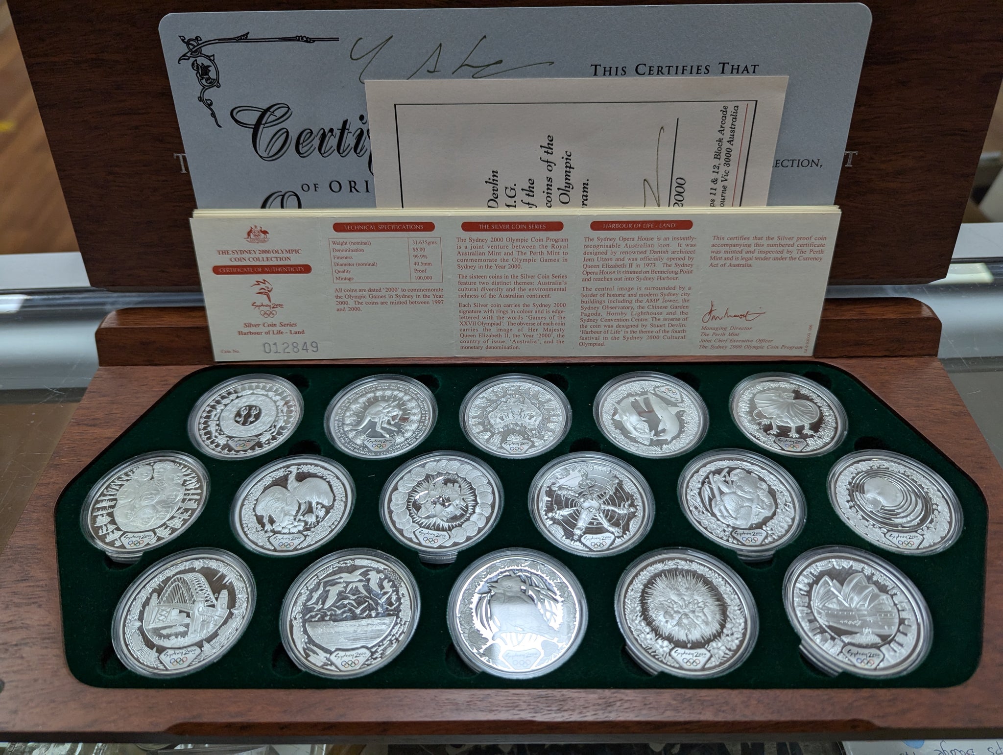 Australia 2000 Royal Australian Mint Perth Mint Sydney Olympics $5 Silver 16 Coin Proof Set