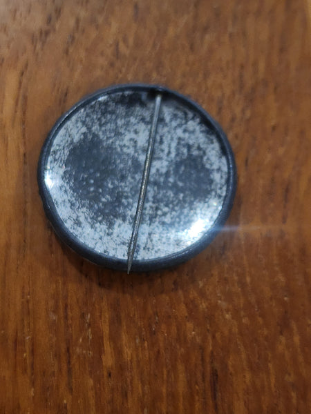1950s Argus Football Badge - Richmond Bill Morris