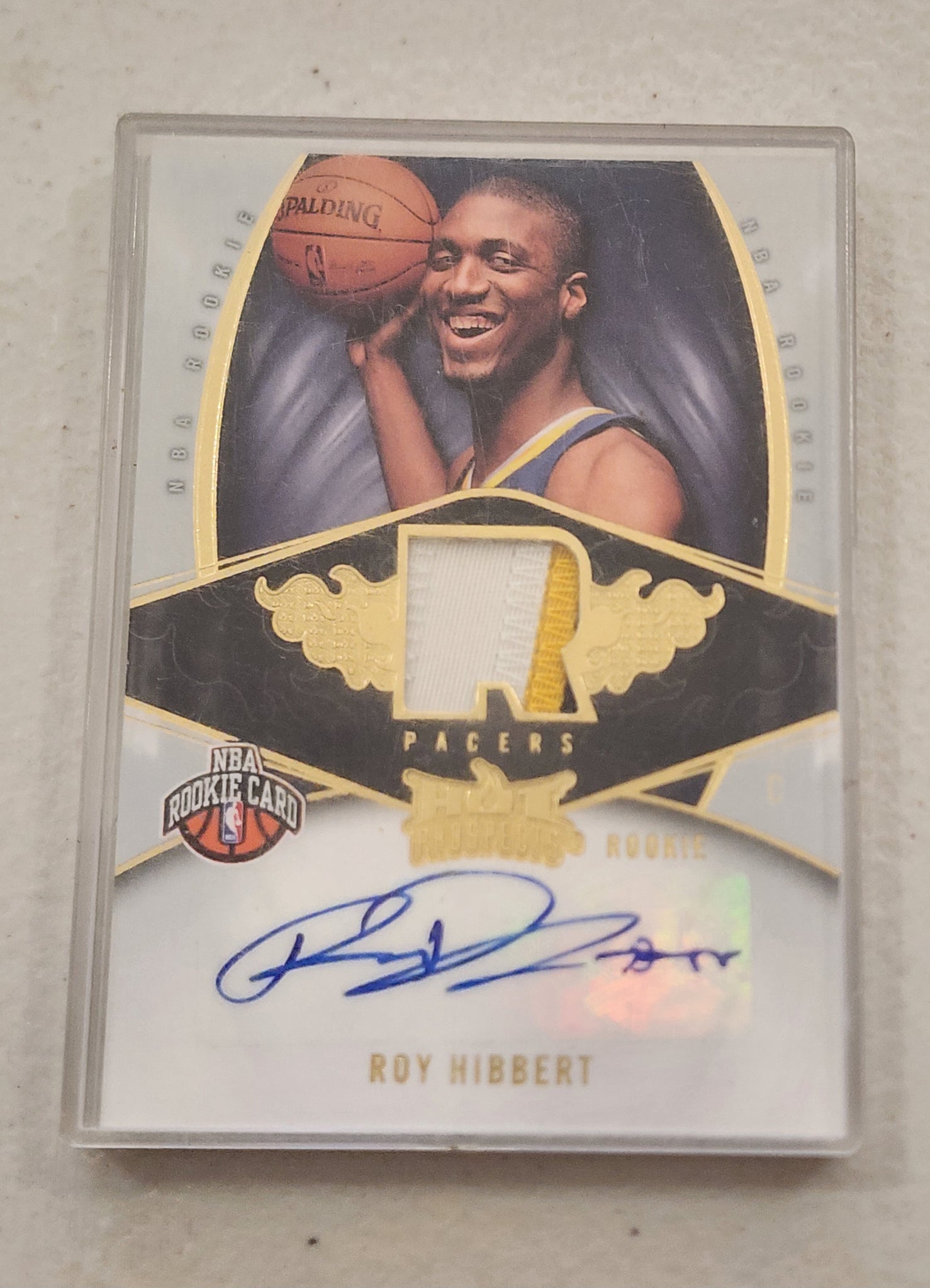 2008-09 NBA Fleer Hot Prospects Gold Roy Hibbert Rookie Auto Signature Patch 253/399 Pacers