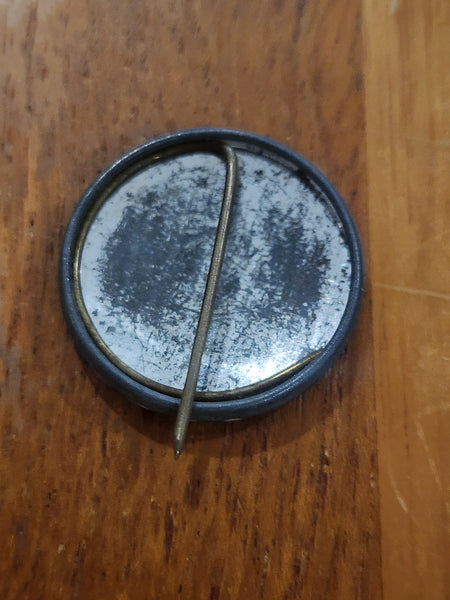 1950s Argus Football Badge - Hawthorn Jim Robison