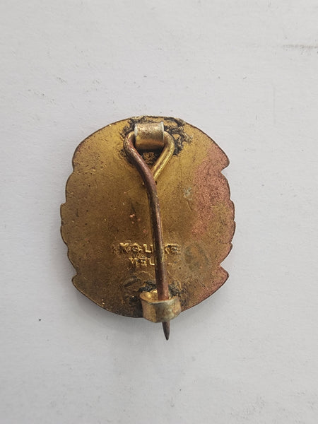 1950s VFL FFC  Footscray Membership Badge