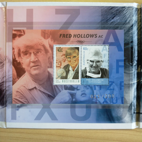 2012 Australia Post Fred Hollows Limited Edition Medallion and Stamp Presentation Folder 011/200