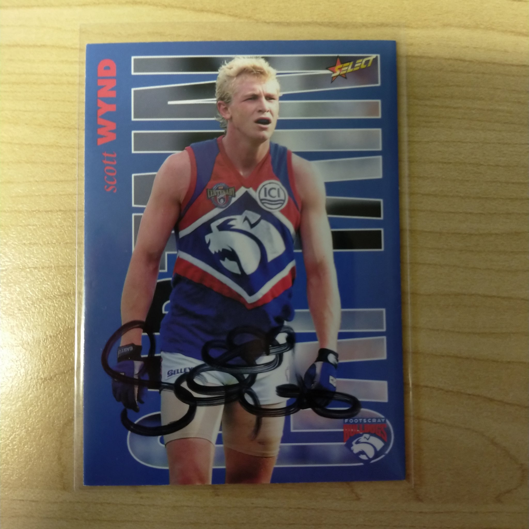 1996 Select AFL Centenary AFLPA Captain Scott Wynd Western Bulldogs No.307 Hand Signed Card