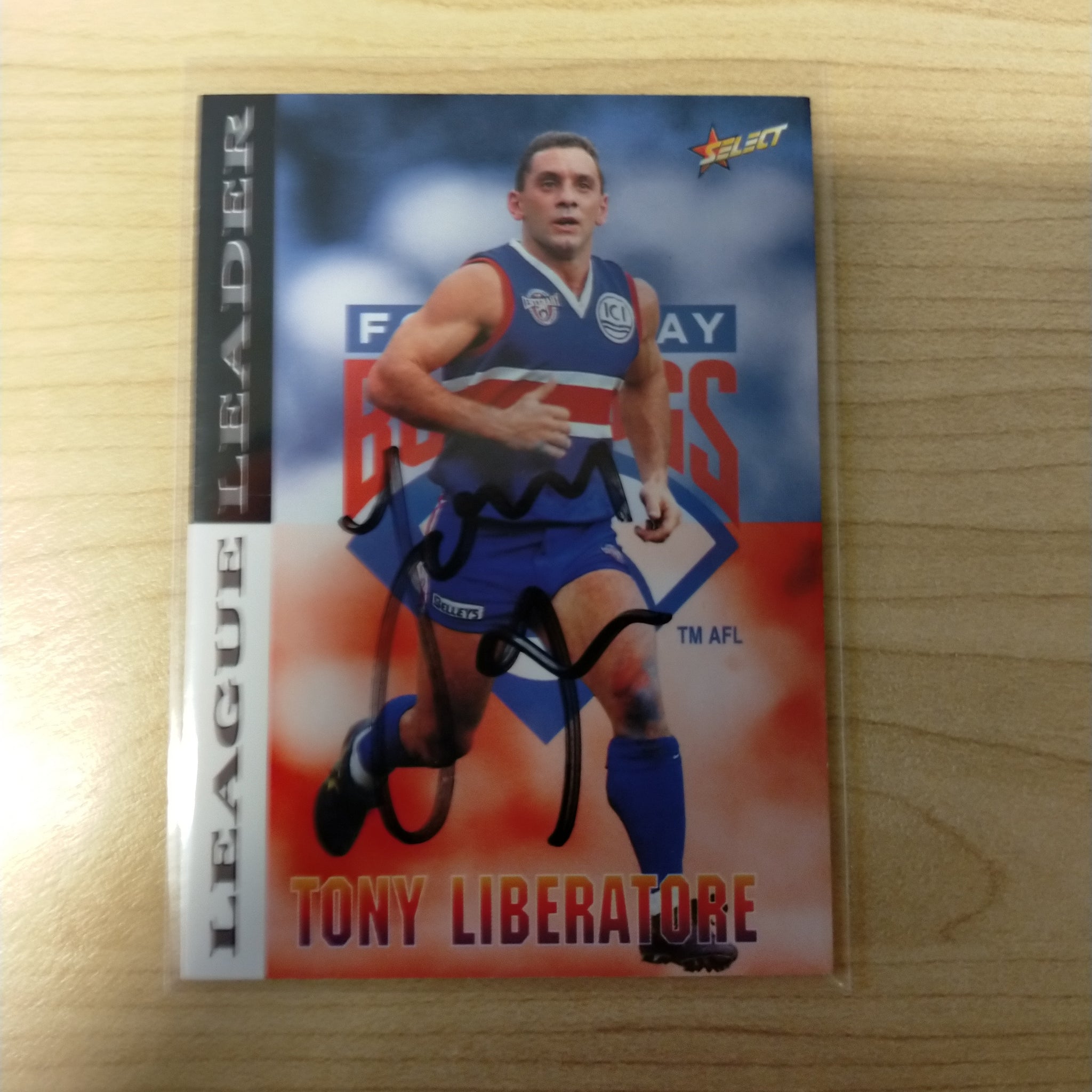 1996 Select AFL Centenary AFLPA League Leader Tony Liberatore Western Bulldogs No.308 Hand Signed Card