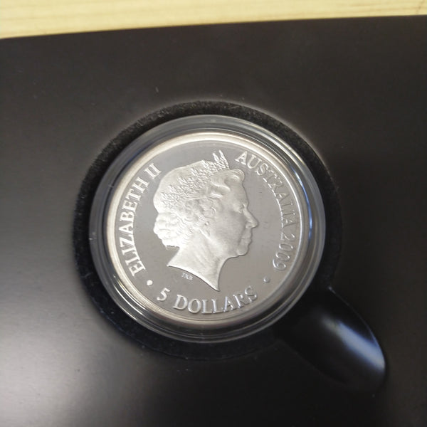 Australia 2009 Royal Australian Mint $5 Celebrating 200 Years Australia Post 1oz Proof Silver Coin and Uncirculated Coin Set