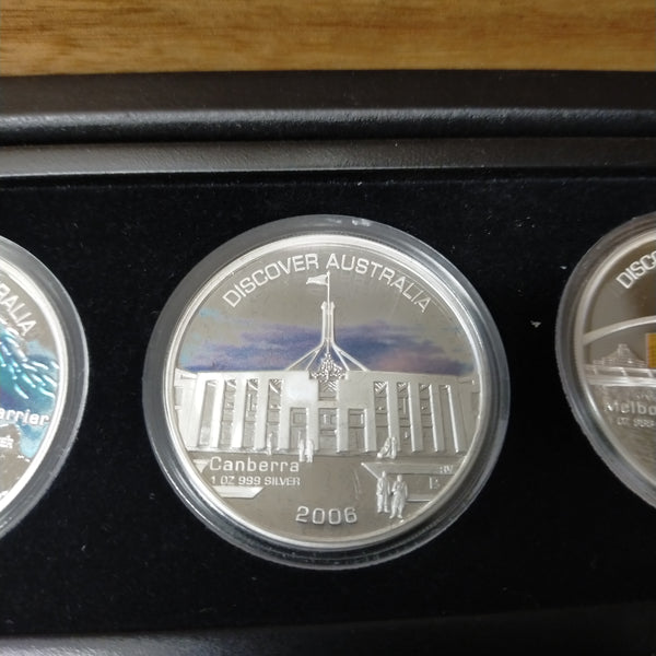 Australia 2006 Perth Mint $1 Discover Australia set of 5 x 1oz .999 Coloured Silver Coins In A beautiful Set