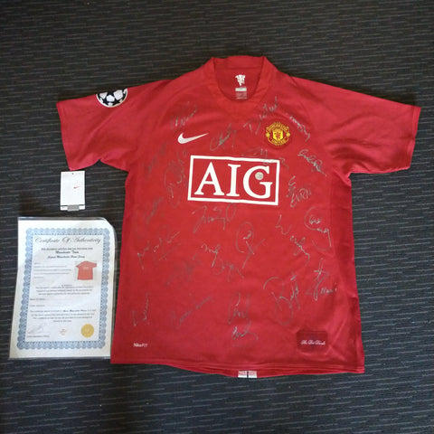 Size M Manchester United Football Home Jersey Signed By Team With Tags On and Certificate of Authenticity