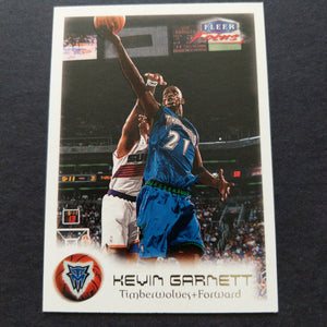 1999-2000 Fleer Focus Kevin Garnett