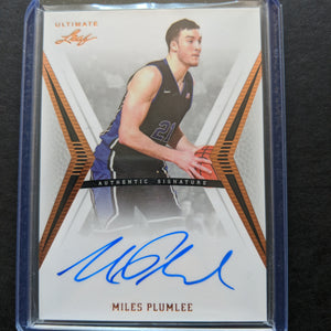 2012 NBA Leaf Ultimate Auto Miles Plumlee Basketball Card