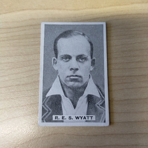 Sweetacres Champion Chewing Gum R E S Wyatt Test Match Records Cricket Cigarette Card No.28