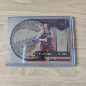 2010 Panini Majestic Signatures Andrew Bogut Bucks NBA Basketball Card 099/199