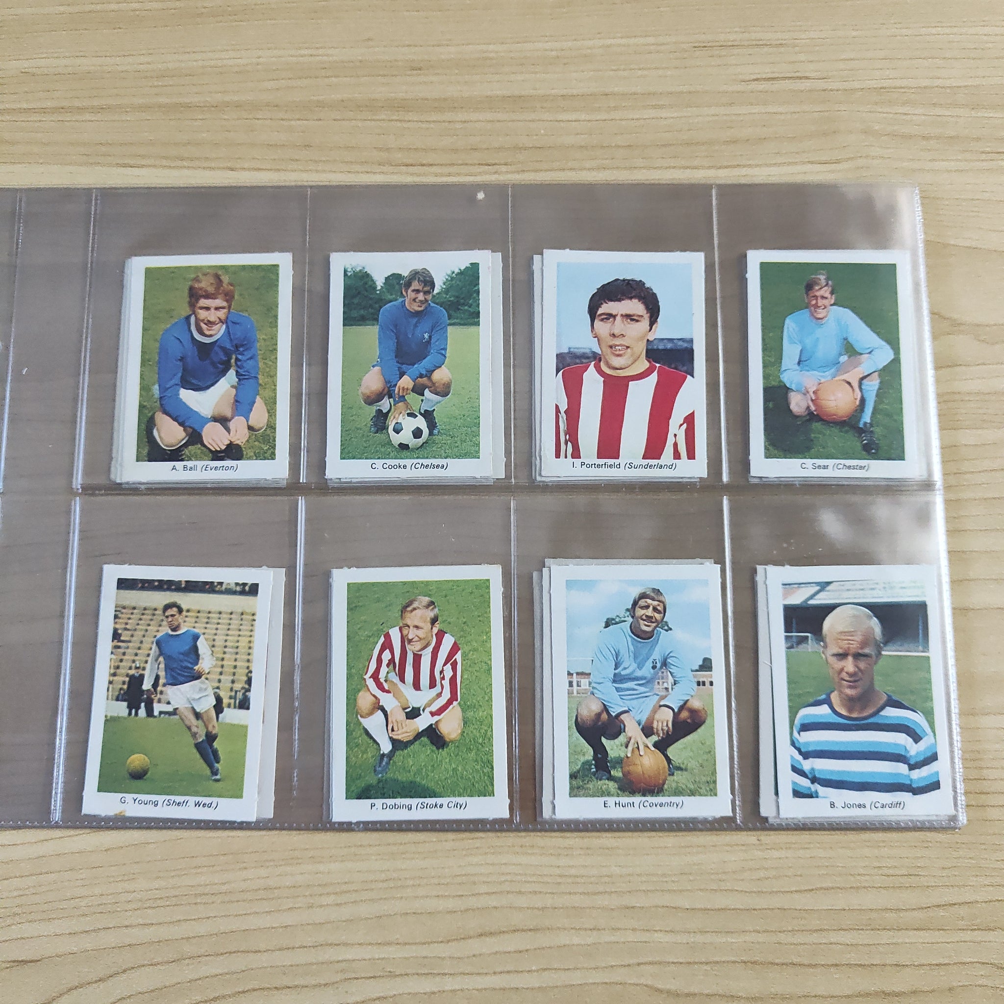 Soccer 1970 IPC Magazines My Favourite Soccer Stars Set of 32 Cigarette Cards