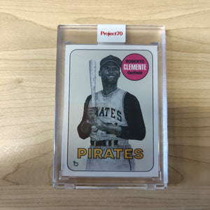 2021 Topps Project 70 Roberto Clemente Card #168 Artist Infinite Archives Baseball Card