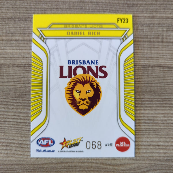 2022 AFL Select Footy Stars Fractured Yellow Daniel Rich Brisbane