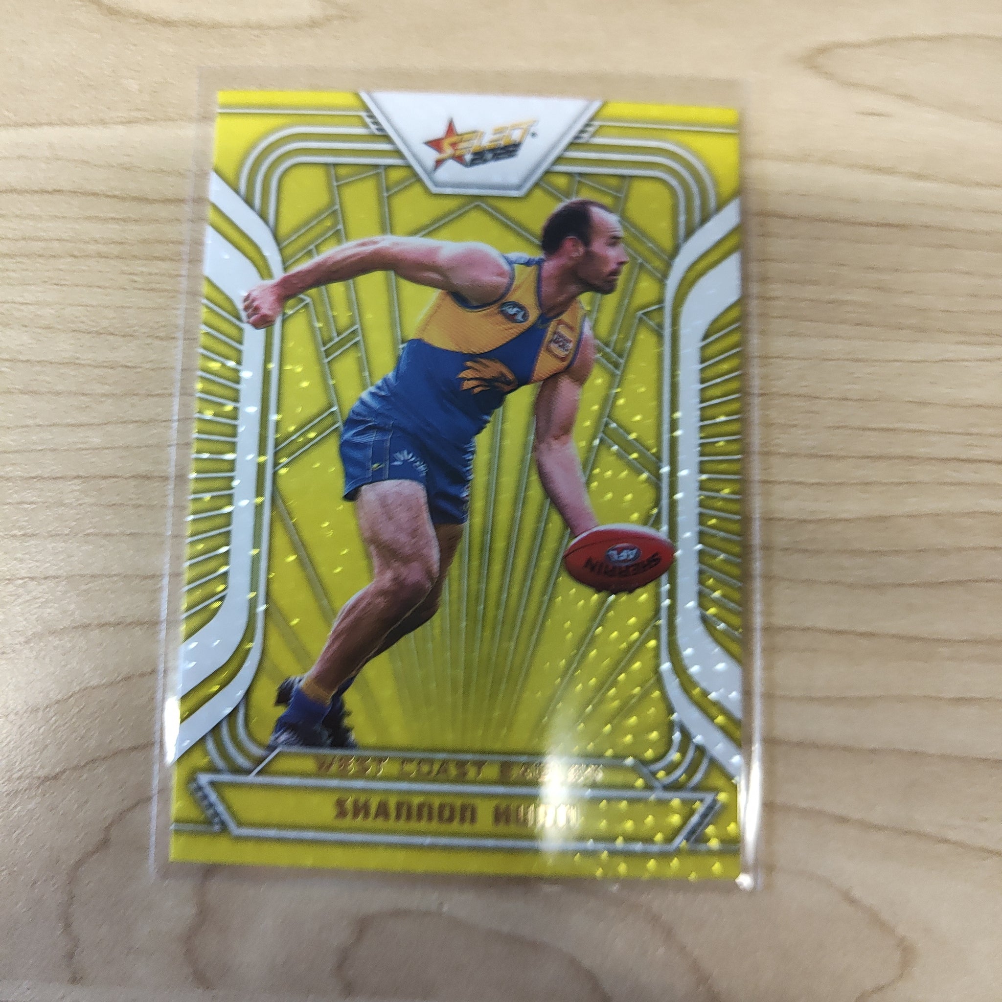 2022 AFL Footy Stars Fractured Acid Yellow Shannon Hurn West Coast 044/145