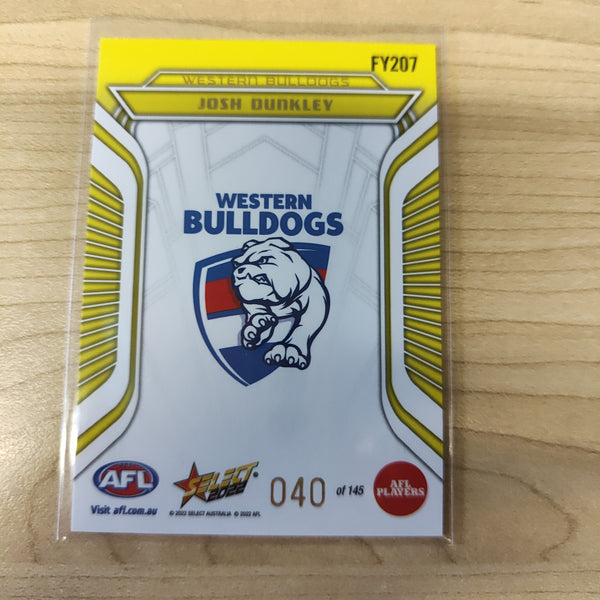 2022 AFL Footy Stars Fractured Acid Yellow Josh Dunkley Western Bulldogs 040/145