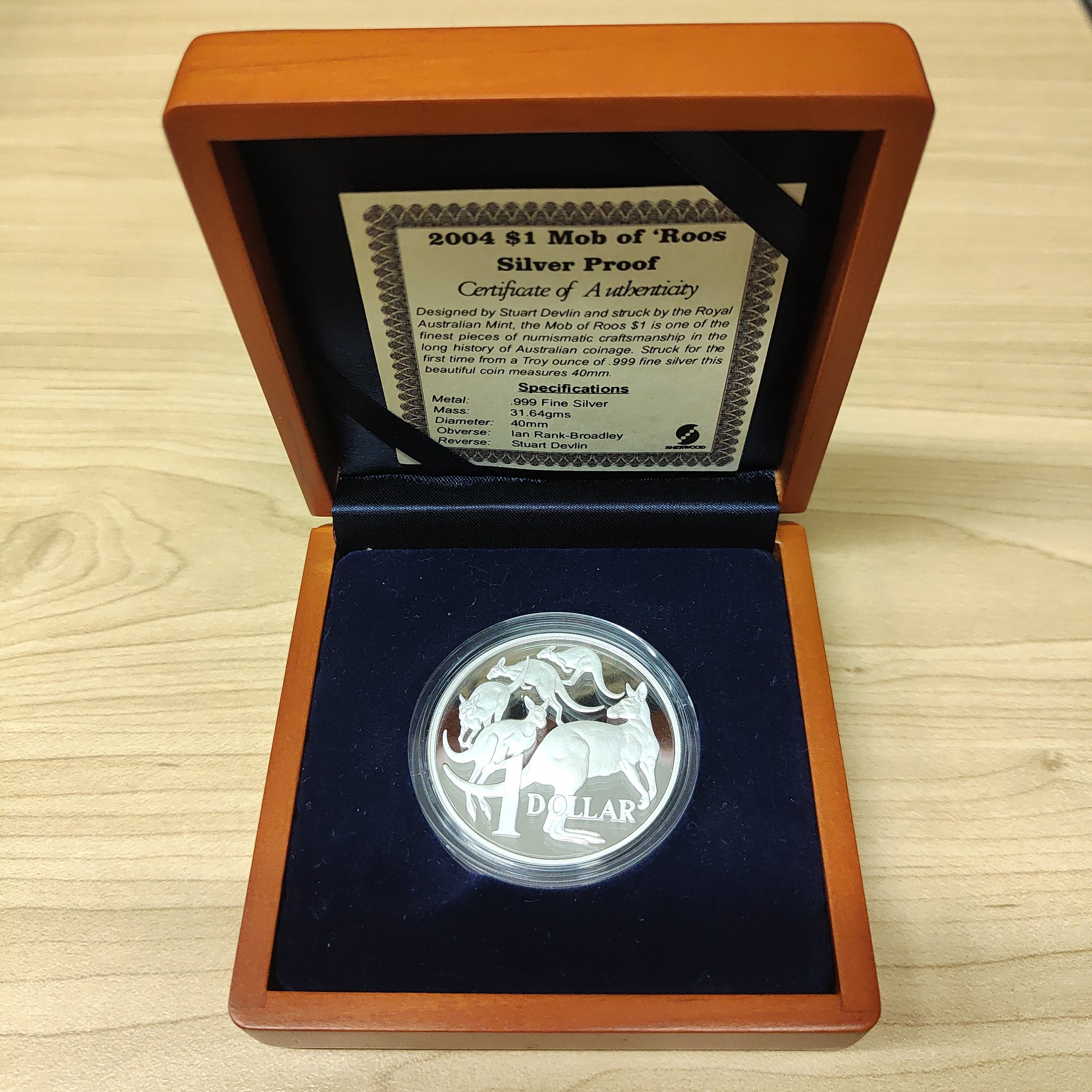 Australia 2004 Royal Australian Mint $1 Mob of Roos 1oz Silver Proof Coin Masterpieces in Silver