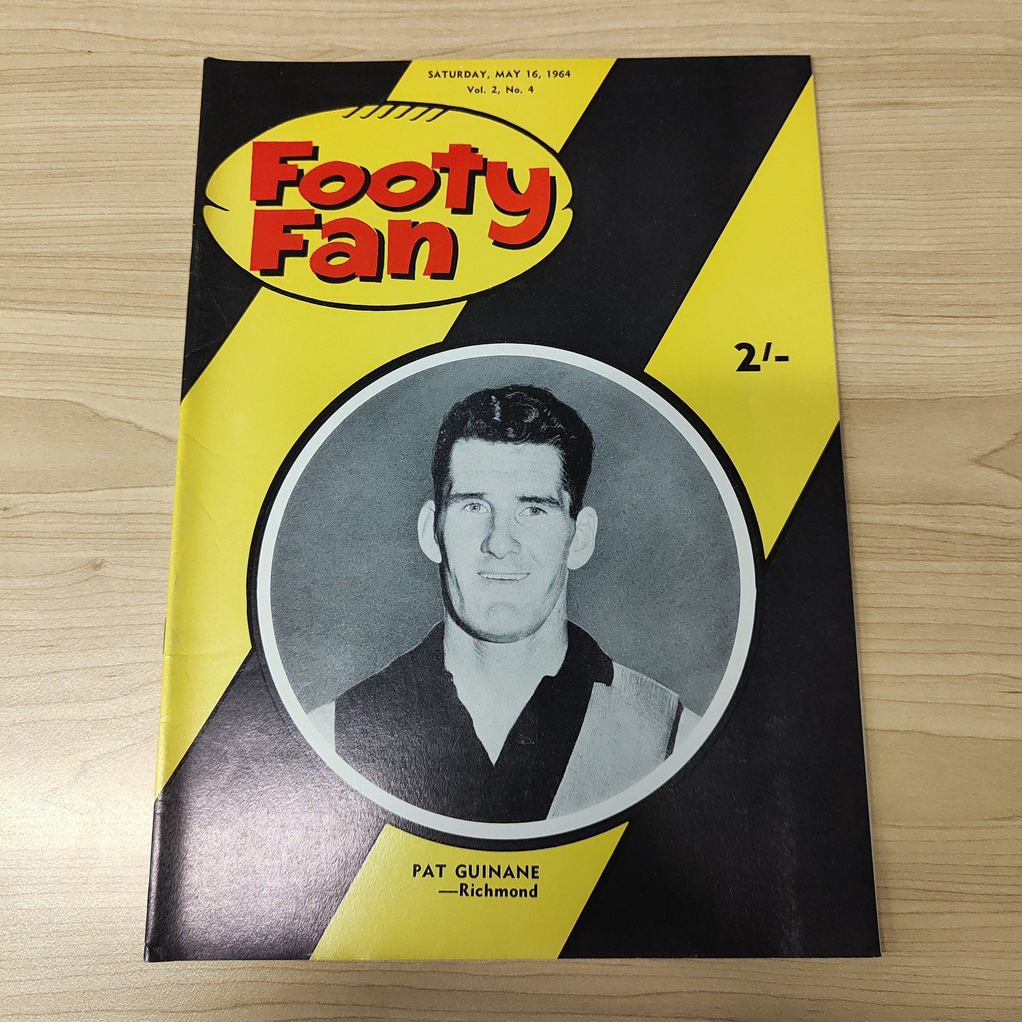 Footy Fan May 16 1964 Vol. 2, No.4 Football Magazine