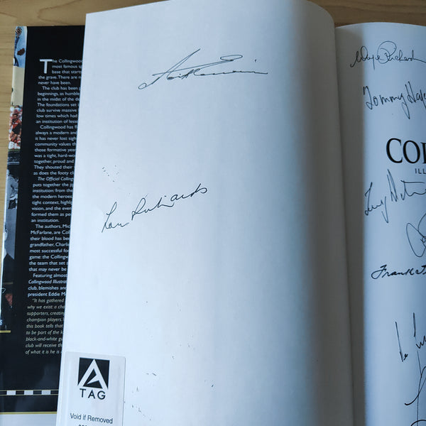 2004 The Official Collingwood Football Club Illustrated Encyclopaedia Signed By 19 Players