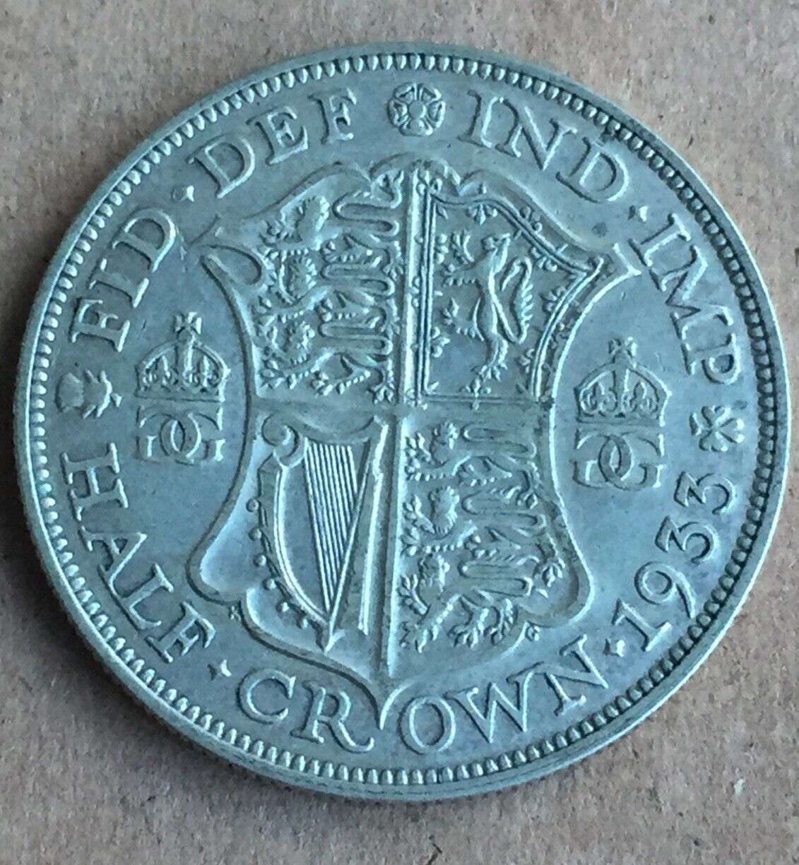 UK Great Britain 1933 George V Half Crown Extremely Fine Condition