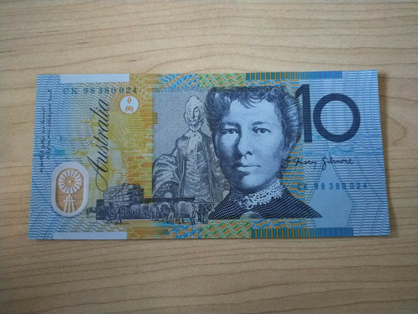 Australia 1998 $10 R318c MacFarlane Evans Uncirculated Banknote