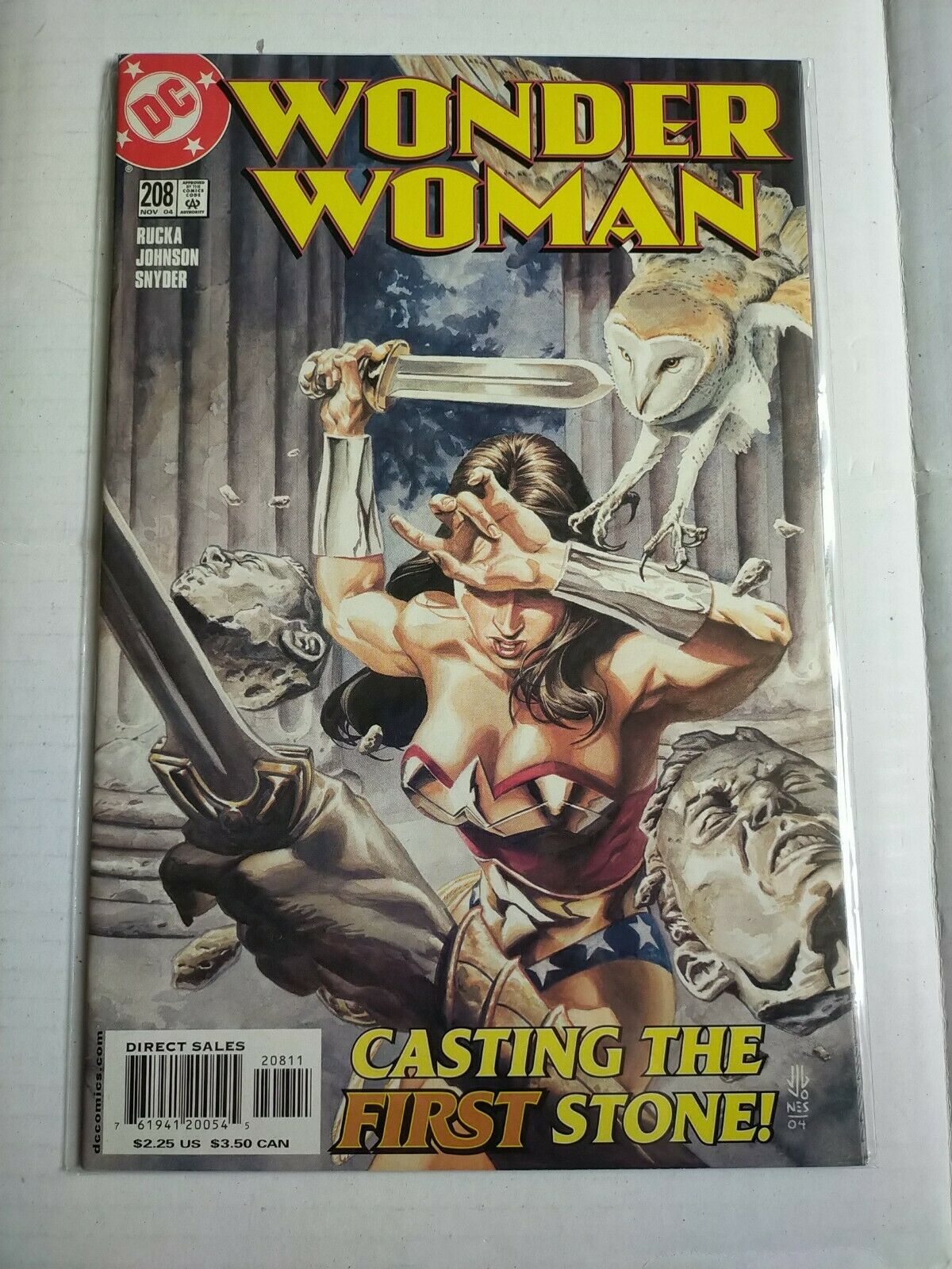 DC 2004 November #208 Wonder Woman Comic