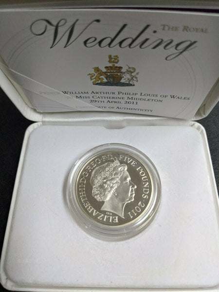 Great Britian 2011 The Royal Wedding £5 Silver Coin