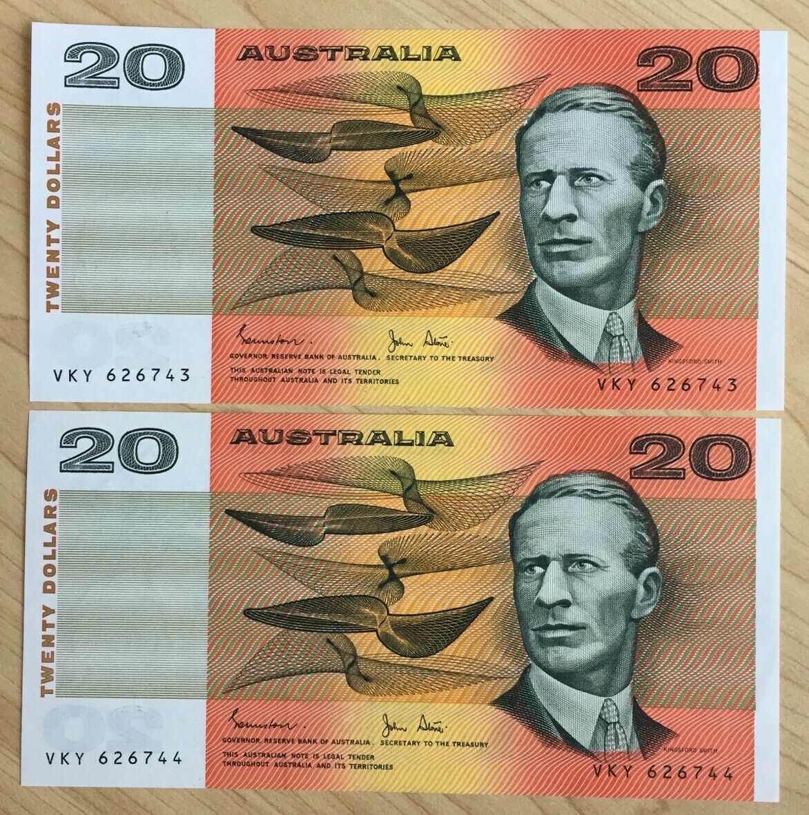 Australia R408 1983 $20 Johnston/Stone Banknote Uncirculated Consecutive Pair